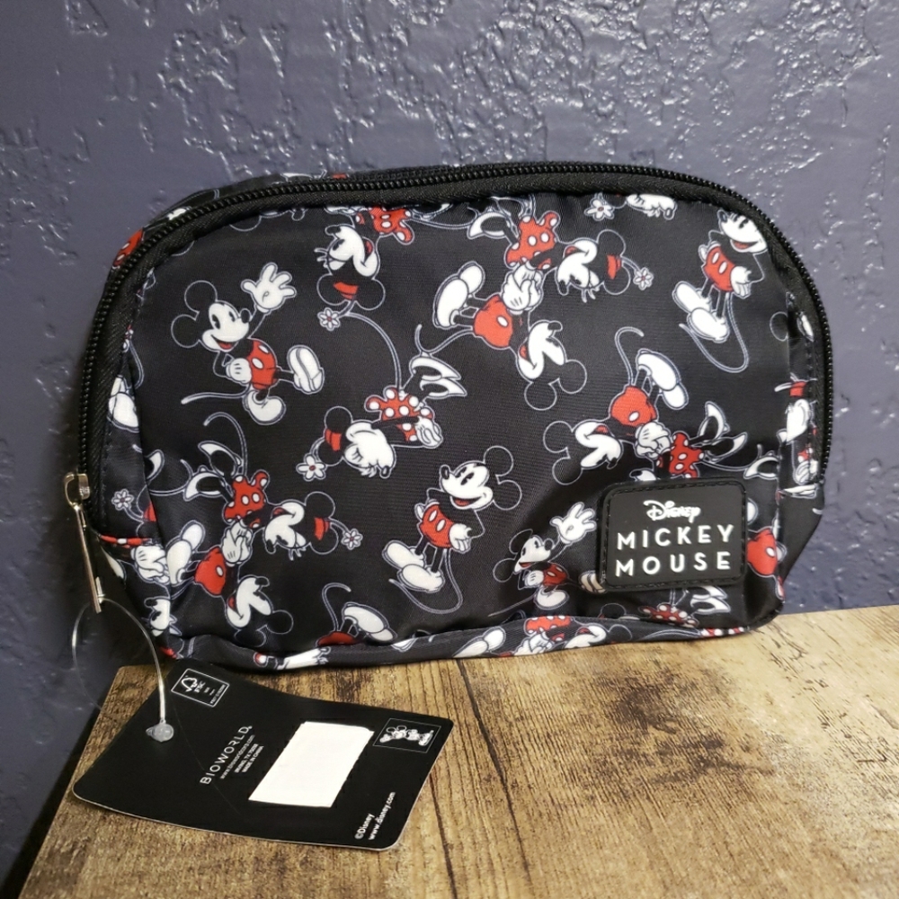 NWT Bioworld Hot Topic Disney Black Fanny Pack Belt Bag Mickey & Minnie Mouse